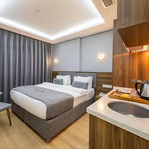 Beyzas & 3*, Istanbul Turkey
