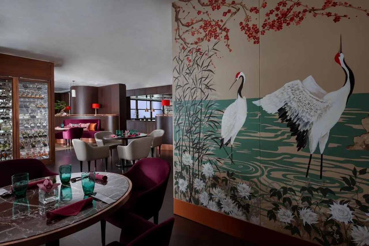 מלון The St. Regis Astana אסטנה