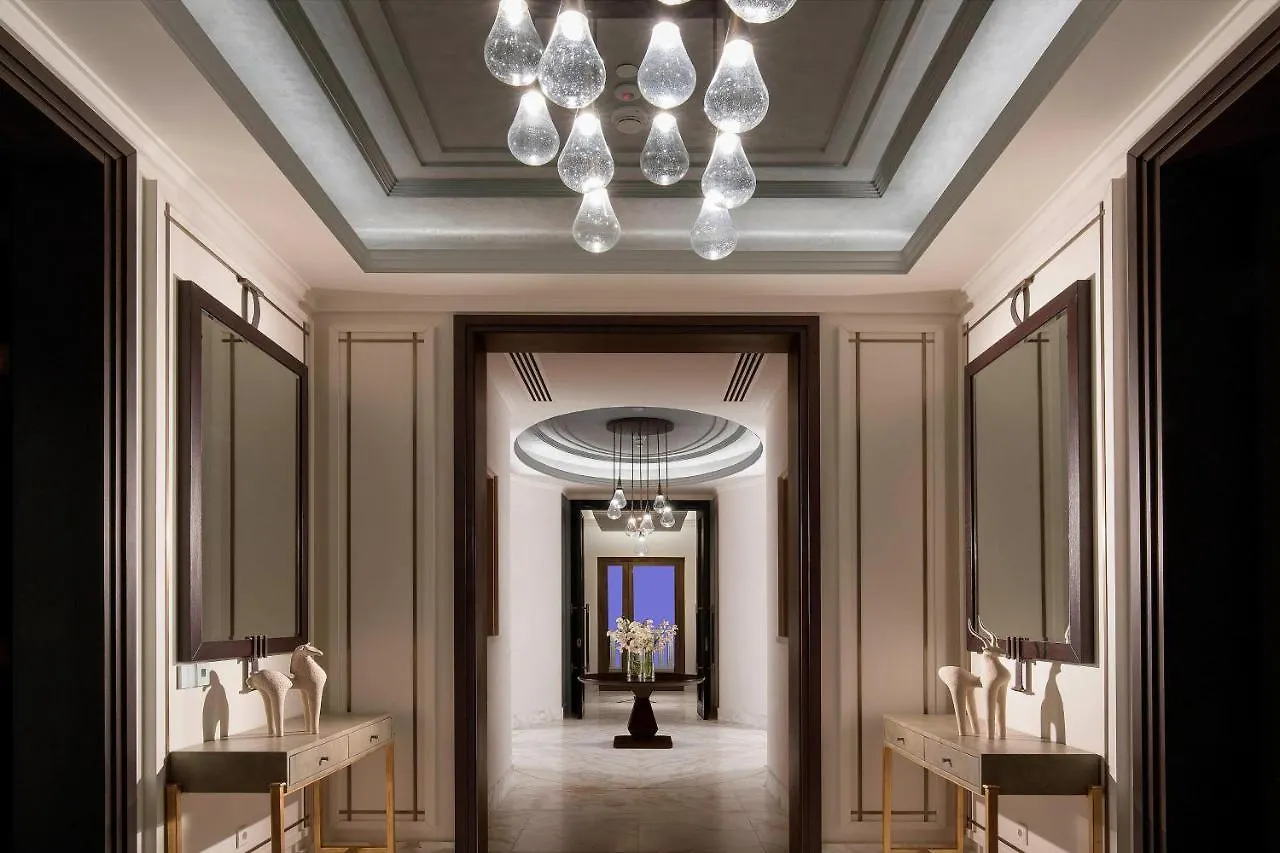 מלון The St. Regis Astana